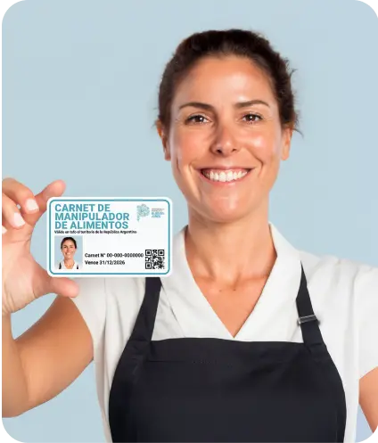 Persona con carnet de manipulador de alimentos